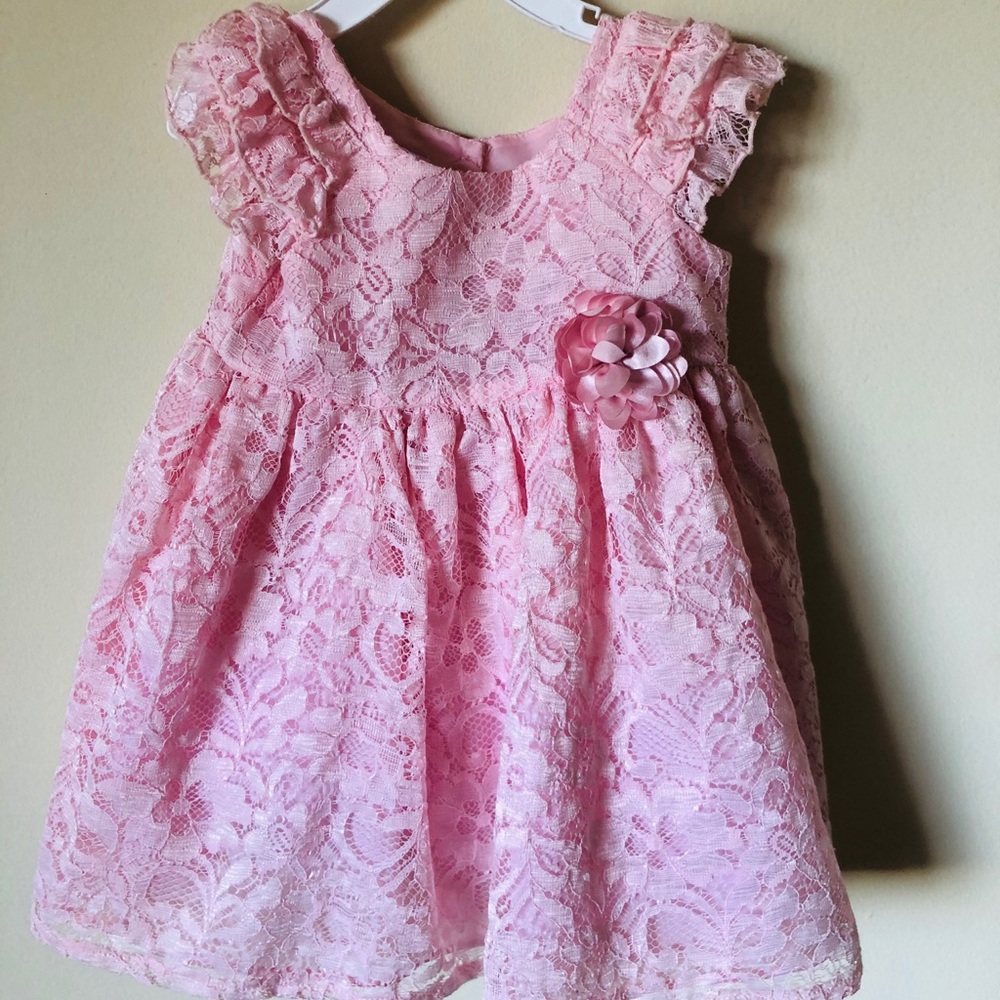 18 M dress.